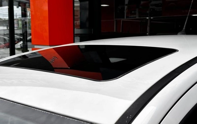 imagem-https://www.socarrao.com.br/sc-vehicle-images-prod/4352977/1791987667900-8567417_13_B_f4f0edf848.jpeg