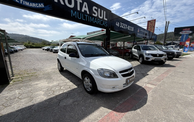 imagem-https://www.socarrao.com.br/sc-vehicle-images-prod/4352979/1792418638937-003_356347fe21ccc9a962a0eecc4252ace7.jpg