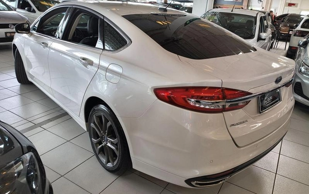 imagem-https://www.socarrao.com.br/sc-vehicle-images-prod/4352983/1792251185541-8557480_13_B_142ee399e1.jpeg