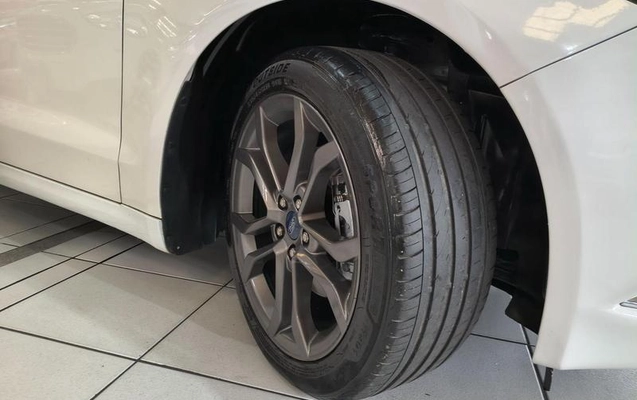 imagem-https://www.socarrao.com.br/sc-vehicle-images-prod/4352983/1792251185551-8557480_3_B_f0578bef06.jpeg
