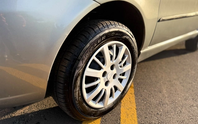 imagem-https://www.socarrao.com.br/sc-vehicle-images-prod/4352984/1791987735770-26a7909e95ec42128ddf20a5a50c6179_1791987641100.jpg