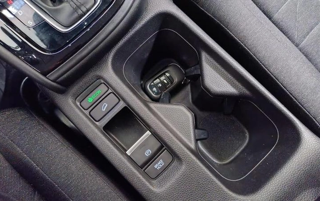 imagem-https://www.socarrao.com.br/sc-vehicle-images-prod/4352995/1791987892562-8563872_13_B_5e8d3c3737.jpeg