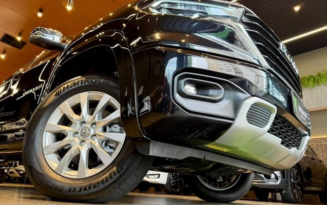 imagem-https://www.socarrao.com.br/sc-vehicle-images-prod/4352998/1792180586564-8568865_1_B_177fc2091f.jpeg