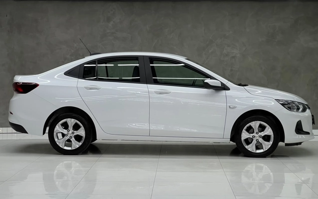 imagem-https://www.socarrao.com.br/sc-vehicle-images-prod/4353009/1791987904548-22_101400.jpg
