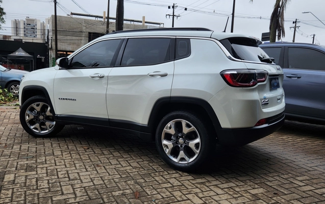 imagem-https://www.socarrao.com.br/sc-vehicle-images-prod/4353073/1791988214162-e2baf60c-c1cd-49a8-bb53-144cc6007189.jpg