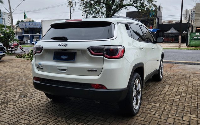 imagem-https://www.socarrao.com.br/sc-vehicle-images-prod/4353073/1791988214167-d82926ff-8851-470b-bc29-022a77bec8db.jpg