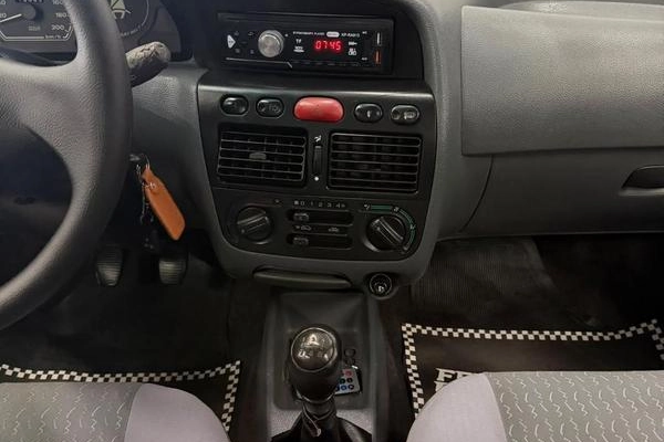 imagem-https://www.socarrao.com.br/sc-vehicle-images-prod/4353083/1791988542769-8486896_2_B_0f3b0687bc.jpeg