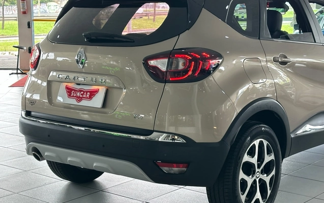 imagem-https://www.socarrao.com.br/sc-vehicle-images-prod/4353127/1791988767668-6_112138.jpg