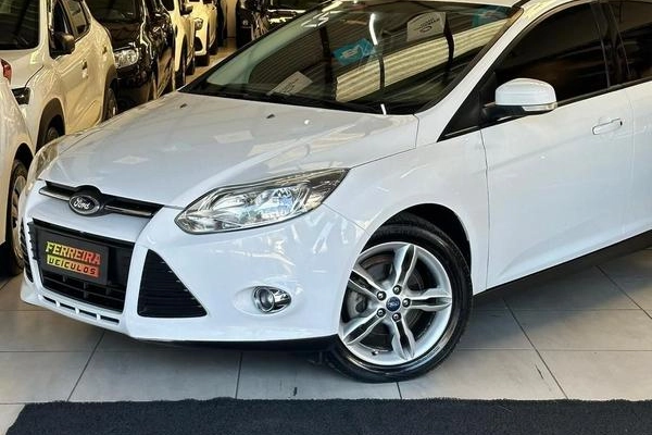 imagem-https://www.socarrao.com.br/sc-vehicle-images-prod/4353138/1792598120207-7801015_3_B_a50452e518.jpeg