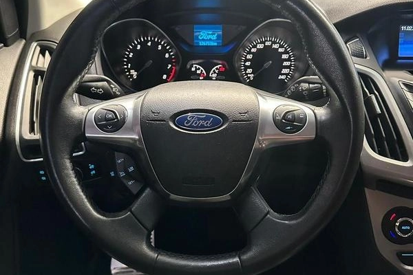 imagem-https://www.socarrao.com.br/sc-vehicle-images-prod/4353138/1792598120216-7801015_0_B_74fab68bb1.jpeg