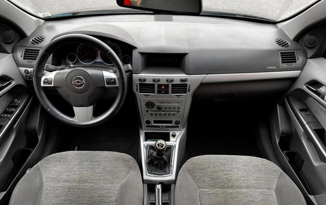imagem-https://www.socarrao.com.br/sc-vehicle-images-prod/4353162/1791989062733-8567408_8_B_702793d222.jpeg