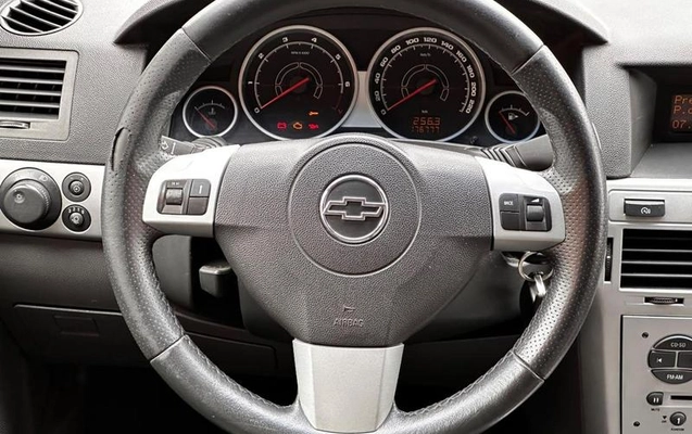 imagem-https://www.socarrao.com.br/sc-vehicle-images-prod/4353162/1791989062736-8567408_11_B_7690f828a0.jpeg