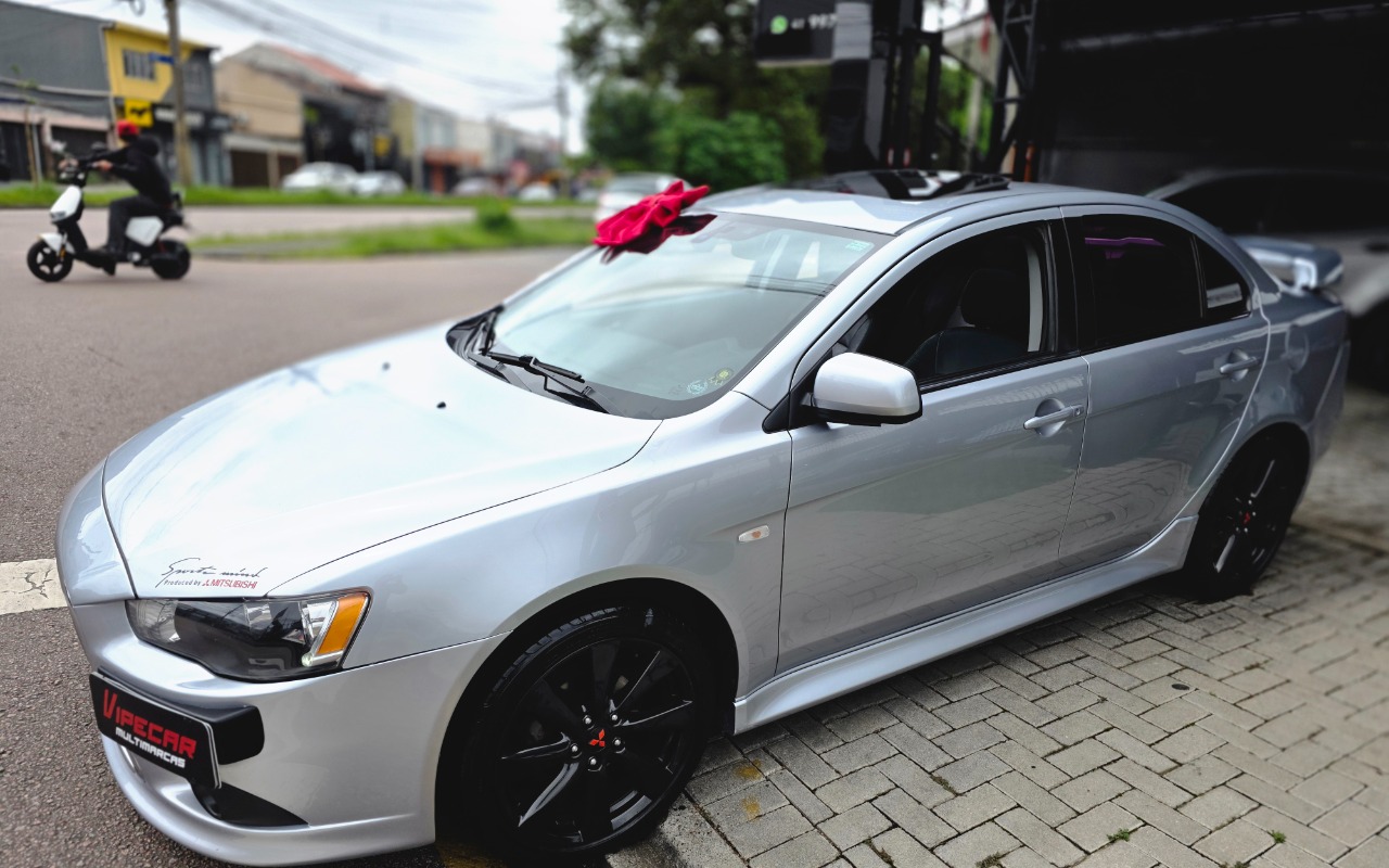 Mitsubishi Lancer 2.0 16V 160cv Aut. 2014 Prata — foto 1 de 3