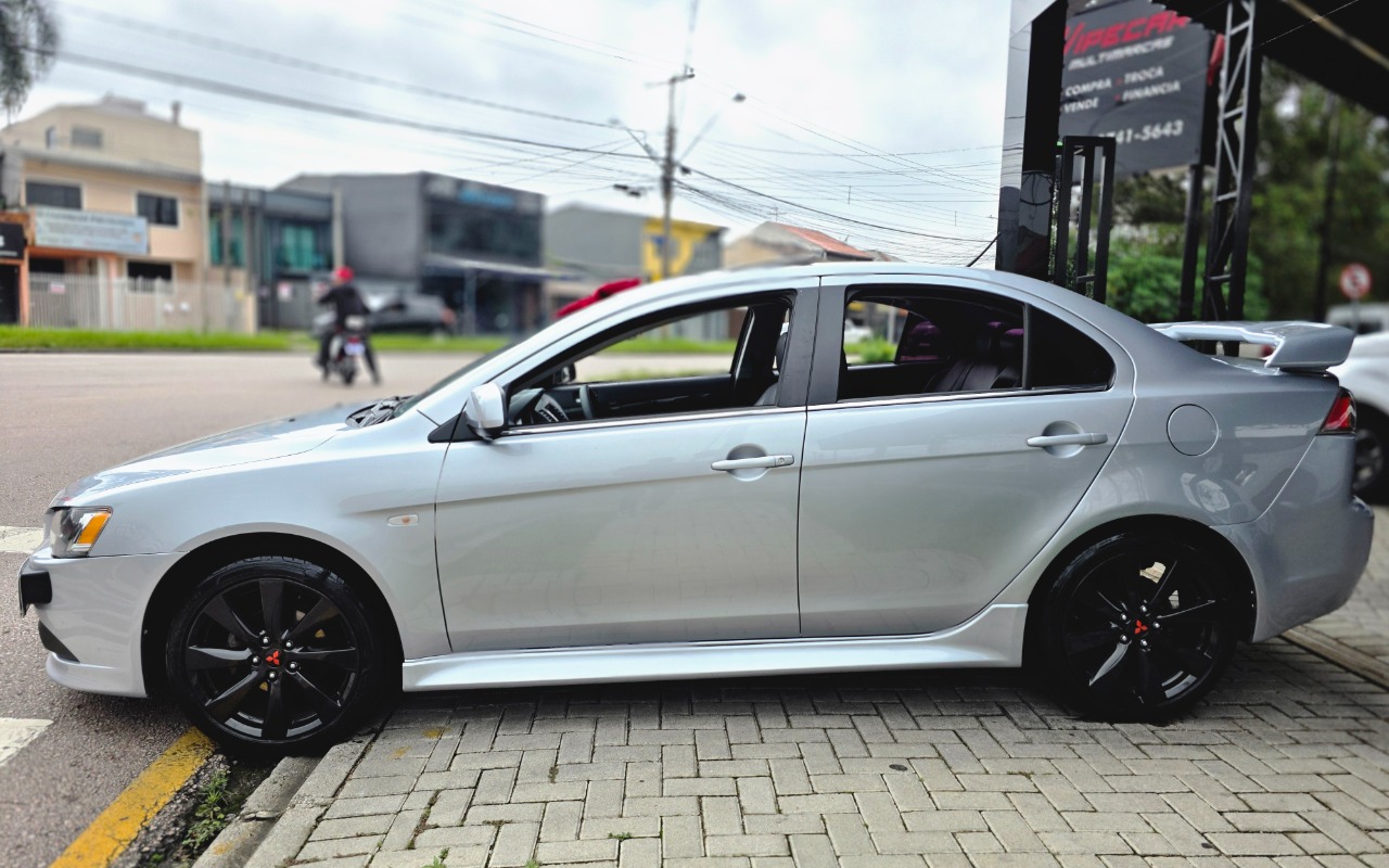 imagem-https://www.socarrao.com.br/sc-vehicle-images-prod/4353174/1791990501390-MjAyNjEwMTRfMTA0NDM5LmpwZw.jpg