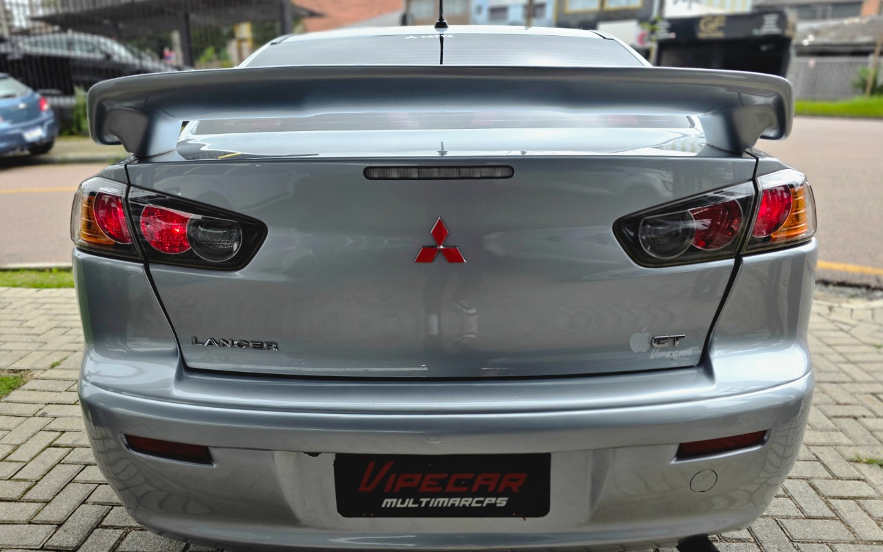 imagem-https://www.socarrao.com.br/sc-vehicle-images-prod/4353174/1791990501652-MjAyNjEwMTRfMTA0NDU5LmpwZw.jpg