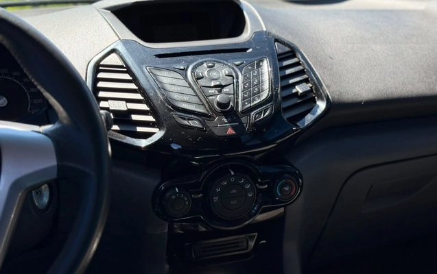 imagem-https://www.socarrao.com.br/sc-vehicle-images-prod/4353190/1791989310184-66f66fbdb4584e1eb23bfc9e24dfac21_1791988694974.jpg