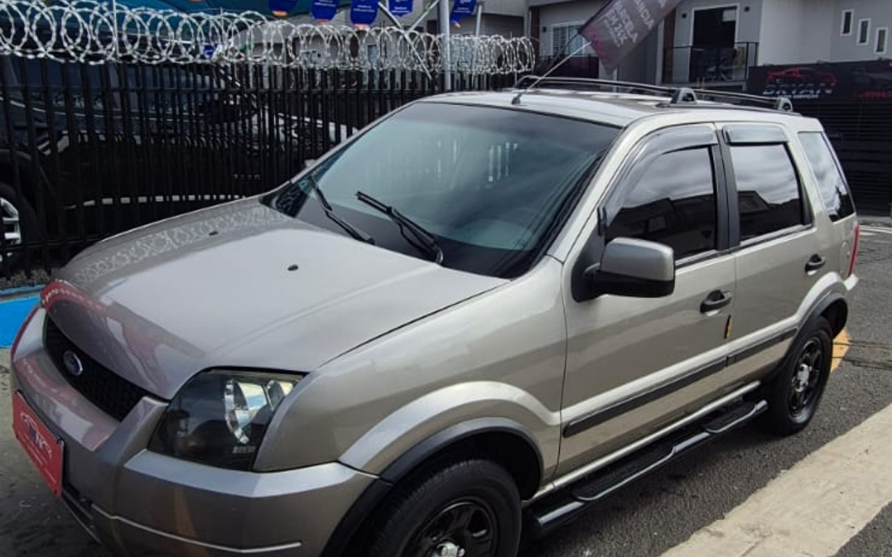 Ford EcoSport 2005 Prata — foto 1 de 3