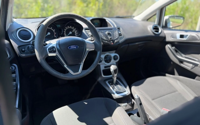 imagem-https://www.socarrao.com.br/sc-vehicle-images-prod/4353271/1791989784452-36164a5905164020a6ff1dd4402b1e46_1791989687059.jpg