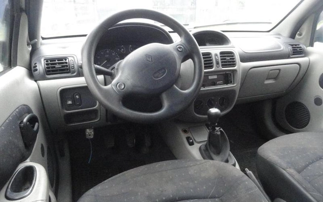 imagem-https://www.socarrao.com.br/sc-vehicle-images-prod/4353272/1791989805173-8567305_8_B_a6c4639018.jpeg