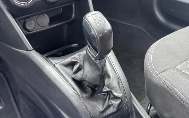 imagem-https://www.socarrao.com.br/sc-vehicle-images-prod/4353298/1792613558212-8564644_13_B_3072ea2005.jpeg