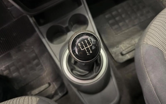 imagem-https://www.socarrao.com.br/sc-vehicle-images-prod/4353324/1792671671383-8568750_13_B_12d702bceb.jpeg