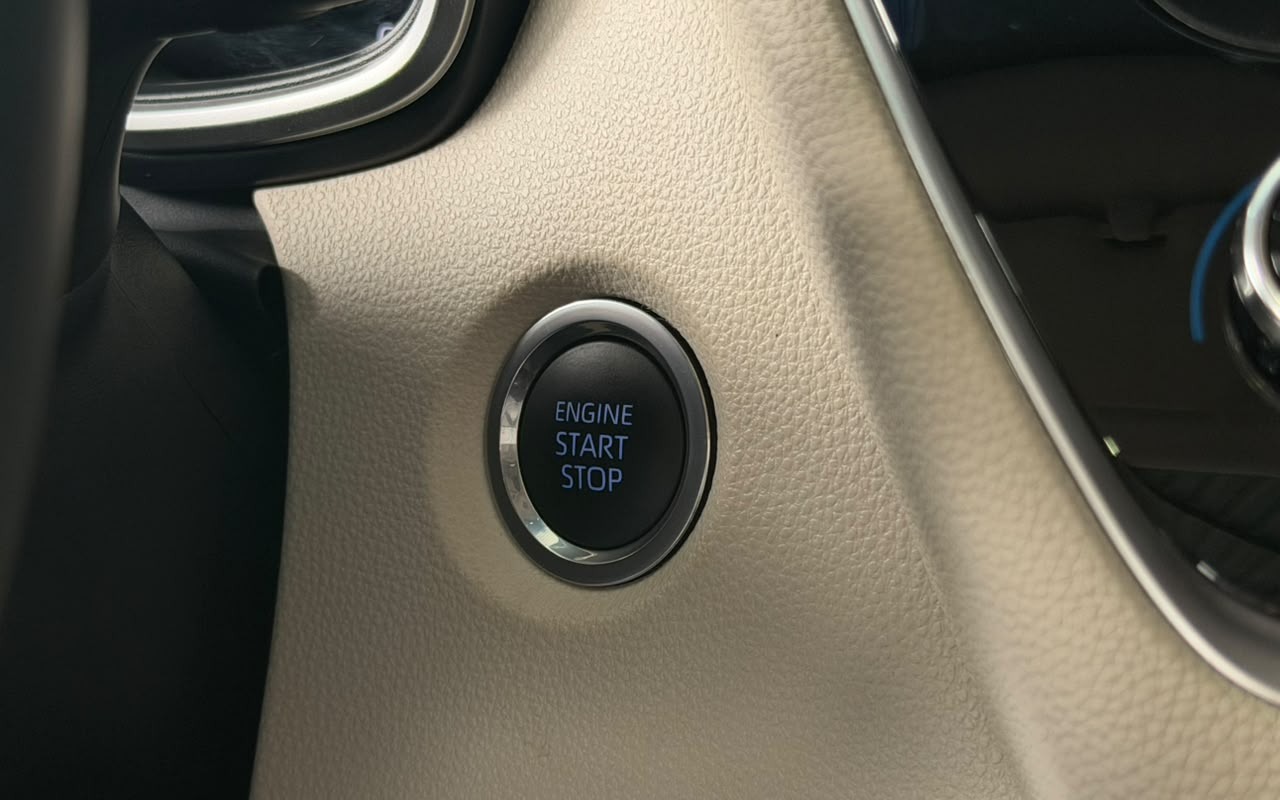 imagem-https://www.socarrao.com.br/sc-vehicle-images-prod/4353405/1792083130013-V2hhdHNBcHAgSW1hZ2UgMjAyNi0xMC0xNSBhdCAxMy40MS42MS5qcGVn.jpeg