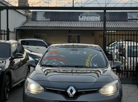 Renault Fluence 2016 Cinza — foto 1 de 3