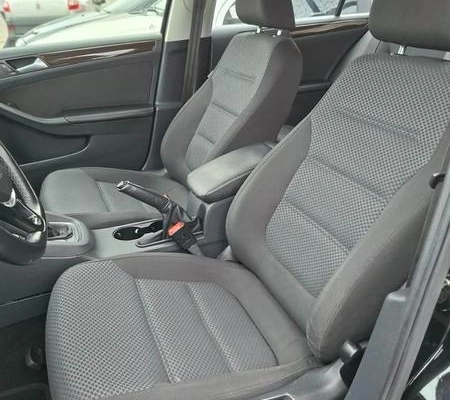imagem-https://www.socarrao.com.br/sc-vehicle-images-prod/4353409/1791991281435-8494032_5_B_fbf8eb77d2.jpeg