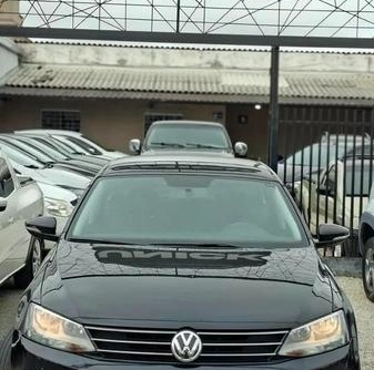 Volkswagen Jetta 2015 Preto — foto 1 de 3