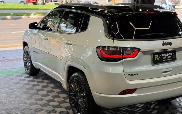 imagem-https://www.socarrao.com.br/sc-vehicle-images-prod/4353412/1792240104176-8565066_5_B_3c82683a97.jpeg