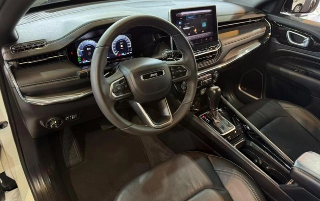 imagem-https://www.socarrao.com.br/sc-vehicle-images-prod/4353412/1792240104188-8565066_13_B_1612eba3f4.jpeg