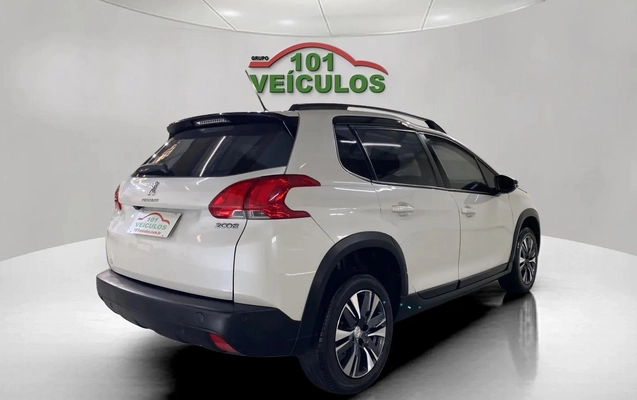 imagem-https://www.socarrao.com.br/sc-vehicle-images-prod/4353427/1791991394245-003_212ca3f4b91edbe5eb215c63b6fc6f6d.jpg