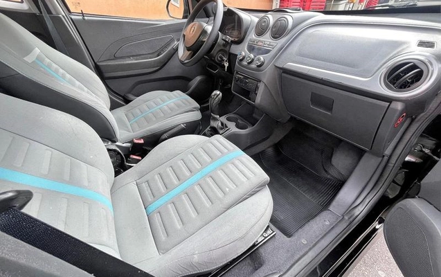 imagem-https://www.socarrao.com.br/sc-vehicle-images-prod/4353428/1791991857786-8569264_9_B_08e45914c7.jpeg