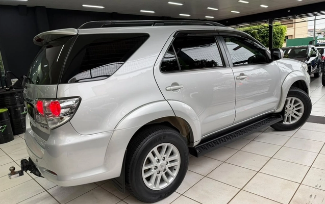 imagem-https://www.socarrao.com.br/sc-vehicle-images-prod/4353477/1792002788224-V2hhdHNBcHAgSW1hZ2UgMjAyNi0xMC0xNCBhdCAxMC41OC41MyAoMykuanBlZw.jpeg