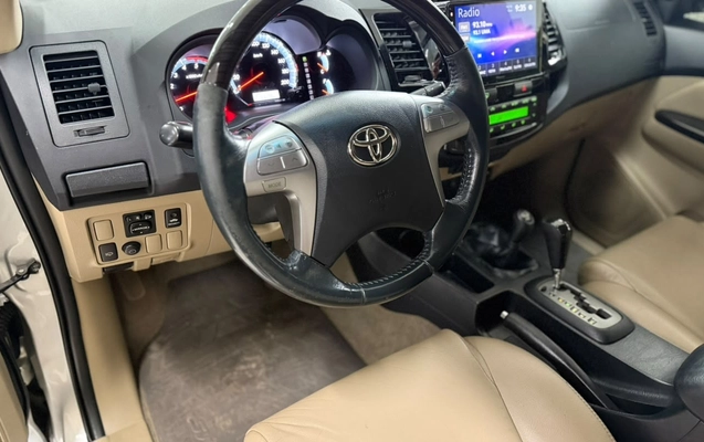 imagem-https://www.socarrao.com.br/sc-vehicle-images-prod/4353477/1792002788313-V2hhdHNBcHAgSW1hZ2UgMjAyNi0xMC0xNCBhdCAxMC41OC41NC5qcGVn.jpeg