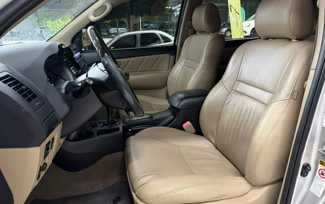 imagem-https://www.socarrao.com.br/sc-vehicle-images-prod/4353477/1792002788645-V2hhdHNBcHAgSW1hZ2UgMjAyNi0xMC0xNCBhdCAxMC41OC41NSAoMikuanBlZw.jpeg