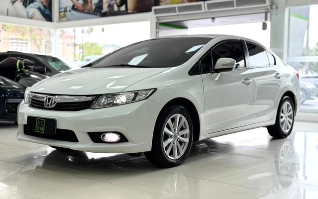 imagem-https://www.socarrao.com.br/sc-vehicle-images-prod/4353481/1792682270860-8568939_2_B_bf81105386.jpeg