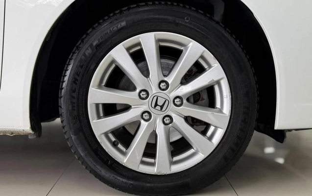 imagem-https://www.socarrao.com.br/sc-vehicle-images-prod/4353481/1792682270864-8568939_4_B_fd9cfa275c.jpeg