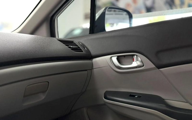 imagem-https://www.socarrao.com.br/sc-vehicle-images-prod/4353481/1792682270878-8568939_12_B_cdd35b8b55.jpeg