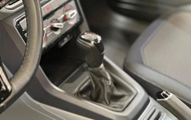 imagem-https://www.socarrao.com.br/sc-vehicle-images-prod/4353489/1792594273553-8550681_11_B_e4ccd3dc37.jpeg