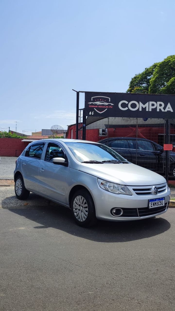 Volkswagen Gol 1.0 Flex 12V 5p na cor Cinza em São José dos Pinhais / PR - 43535