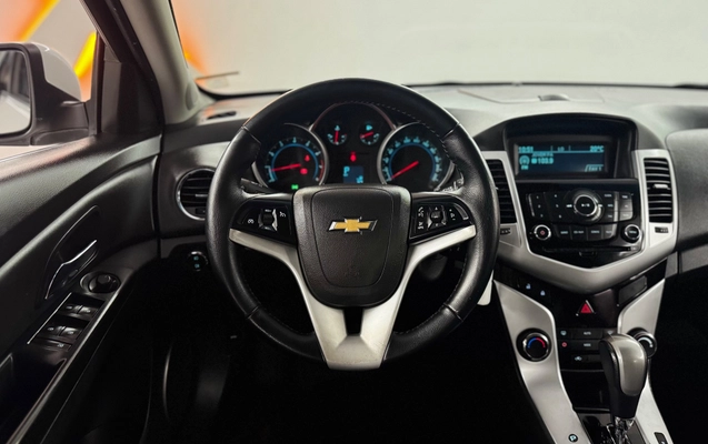 imagem-https://www.socarrao.com.br/sc-vehicle-images-prod/4353548/1791992546799-29d7bc39-098d-4382-b0b2-7946ca4efe59.jpg