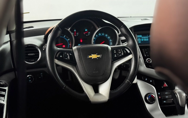 imagem-https://www.socarrao.com.br/sc-vehicle-images-prod/4353548/1791992546804-8ab10d41-3ef0-4222-8c6e-00c38282ea68.jpg