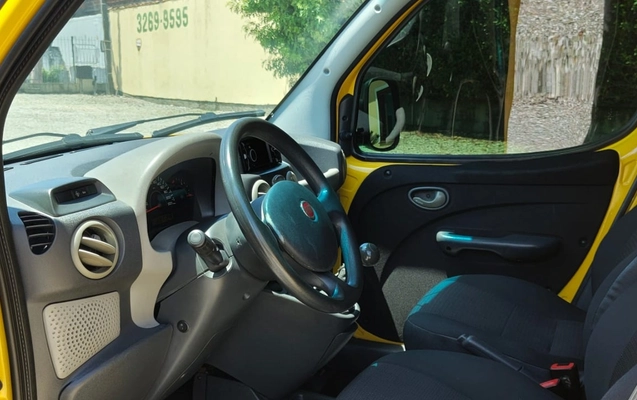 imagem-https://www.socarrao.com.br/sc-vehicle-images-prod/4353566/1791992929683-UEhPVE8tMjAyNi0xMC0xNC0xMi0zMi0yOS5qcGc.jpg