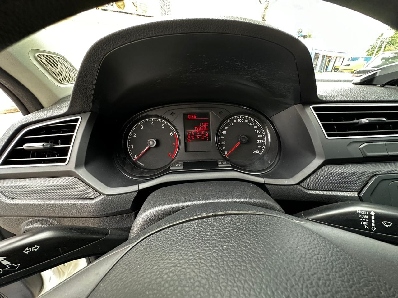 imagem-https://www.socarrao.com.br/sc-vehicle-images-prod/43536/1769988785286-5458440OR_1695745939_1_560.jpg