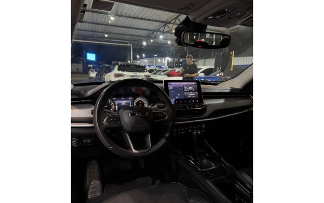 imagem-https://www.socarrao.com.br/sc-vehicle-images-prod/4353614/1791993300231-1_125423.jpg