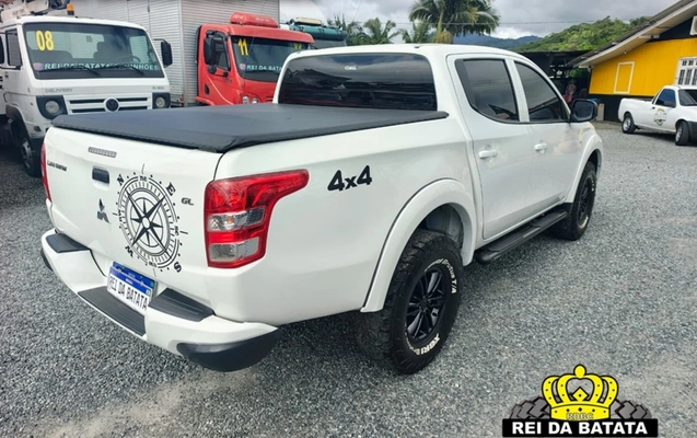 imagem-https://www.socarrao.com.br/sc-vehicle-images-prod/4353701/1791994044177-NS5qcGc.jpg
