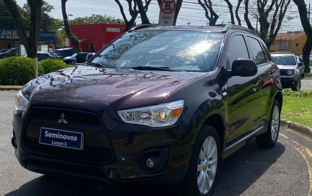 imagem-https://www.socarrao.com.br/sc-vehicle-images-prod/4353703/1791994108829-integration-api-frOaIUE9EuOPrtYUCuvZF2zS7qbIKMNd.jpg