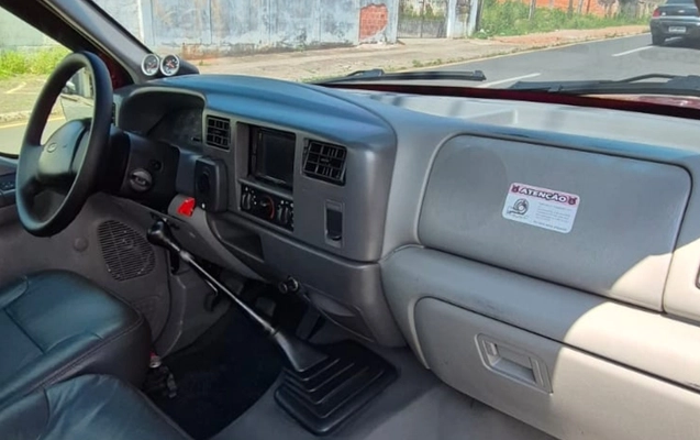 imagem-https://www.socarrao.com.br/sc-vehicle-images-prod/4353863/1791995015874-V2hhdHNBcHAgSW1hZ2UgMjAyNi0wOC0zMSBhdCAxMS4yMC4wOCAoMSkuanBlZw.jpeg