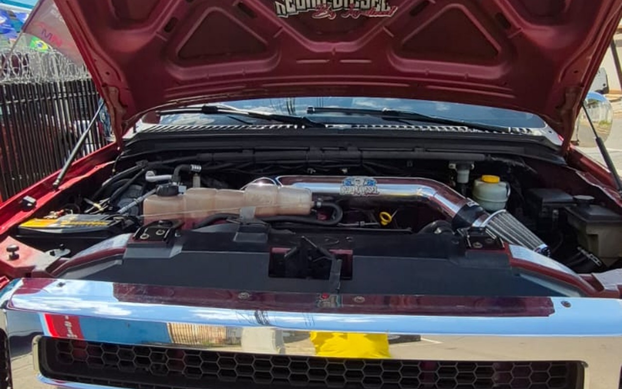 imagem-https://www.socarrao.com.br/sc-vehicle-images-prod/4353863/1791995016194-V2hhdHNBcHAgSW1hZ2UgMjAyNi0wOC0zMSBhdCAxMS4yMC4wOCAoNCkuanBlZw.jpeg